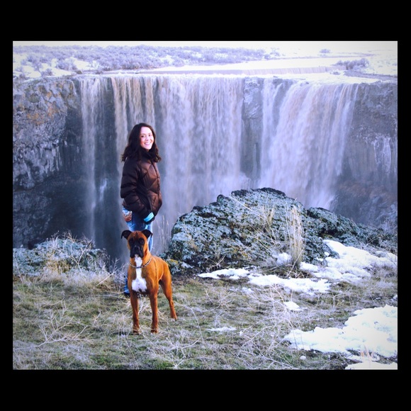 Meet your Posher, Leah - Picture 1 of 1